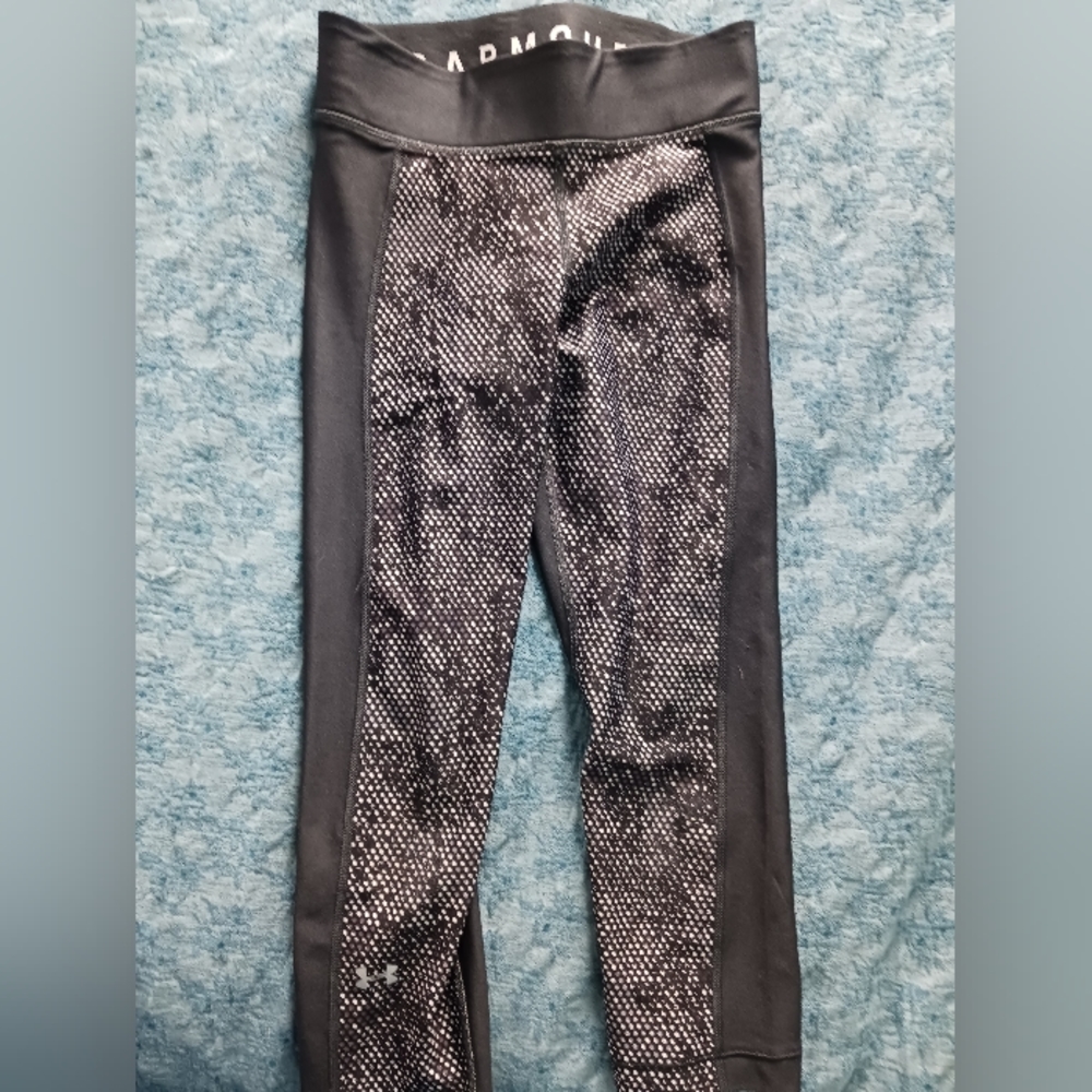 Underarmor compression leggings